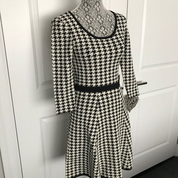 Pink Tartan Black and White Stretch Dress - Picture 5 of 8